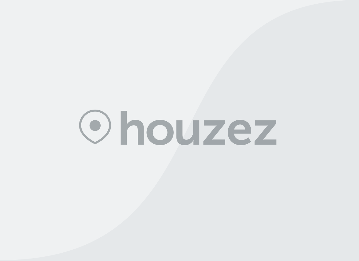 Kevin White at Macdonald Realty